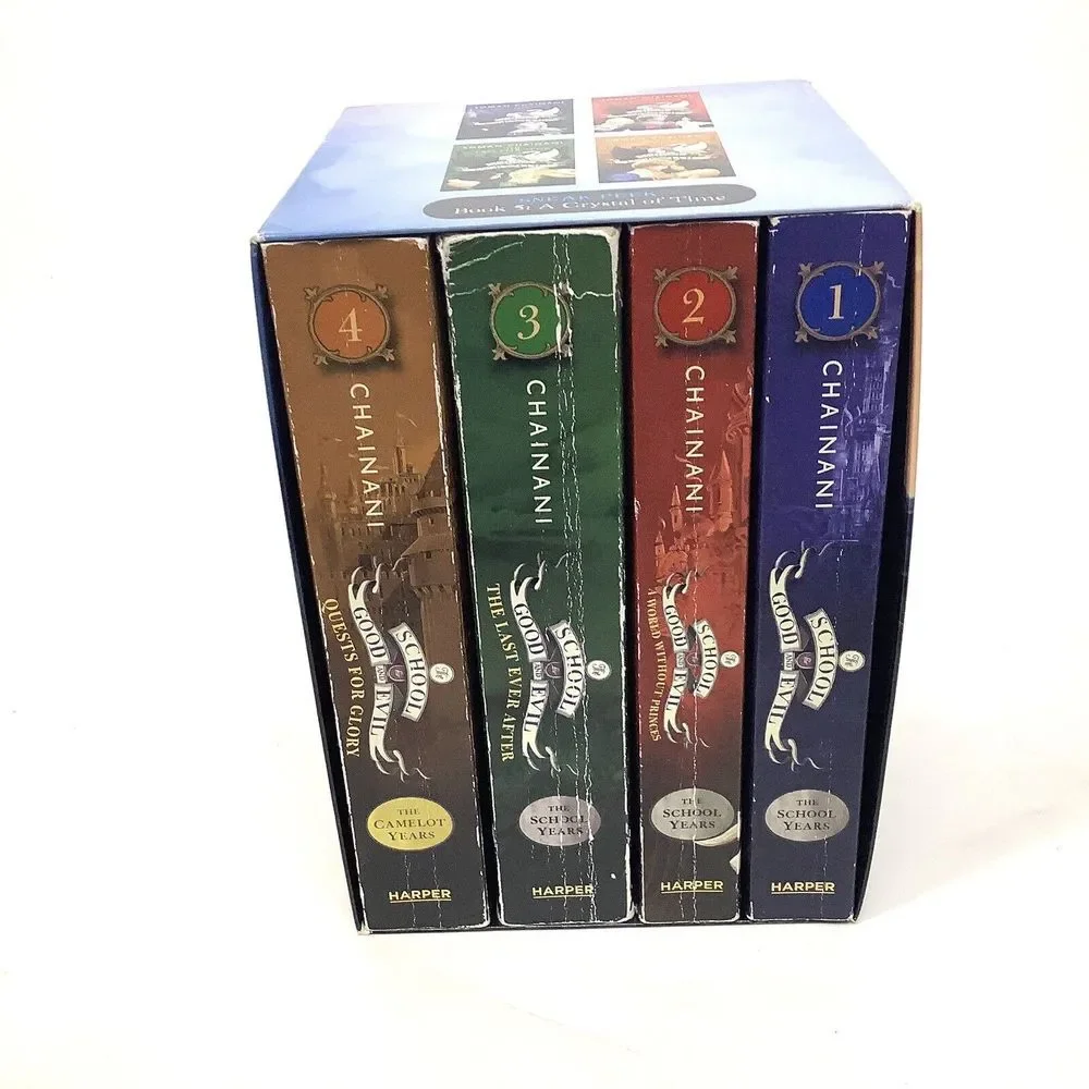 The School for Good and Evil Books 1-4 Paperback Gift Box Set by Soman Chainani‎